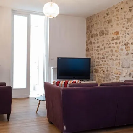 Appartement Le Puit De Lumiere - Comfortable T3 In Poitiers!